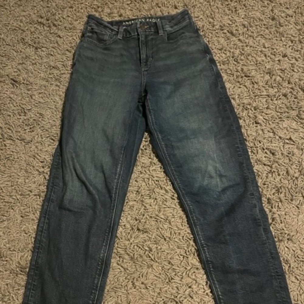 American Eagle Curvy Mom Jean